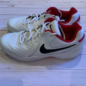 Nike Zoom Tennis Shoes